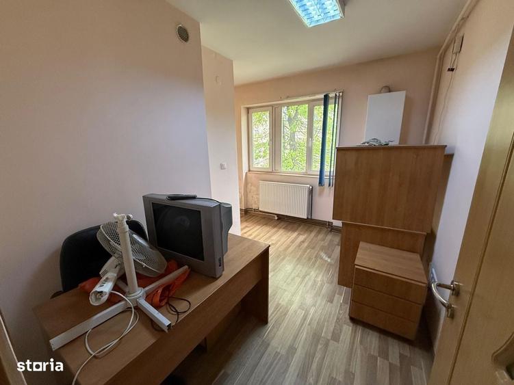 Apartament cu 2 camere semidecomandat în Central