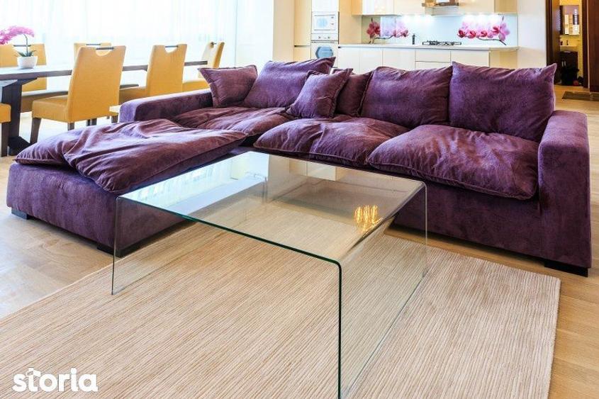 Apartament cu 3 camere decomandat, mobilat în Nordului