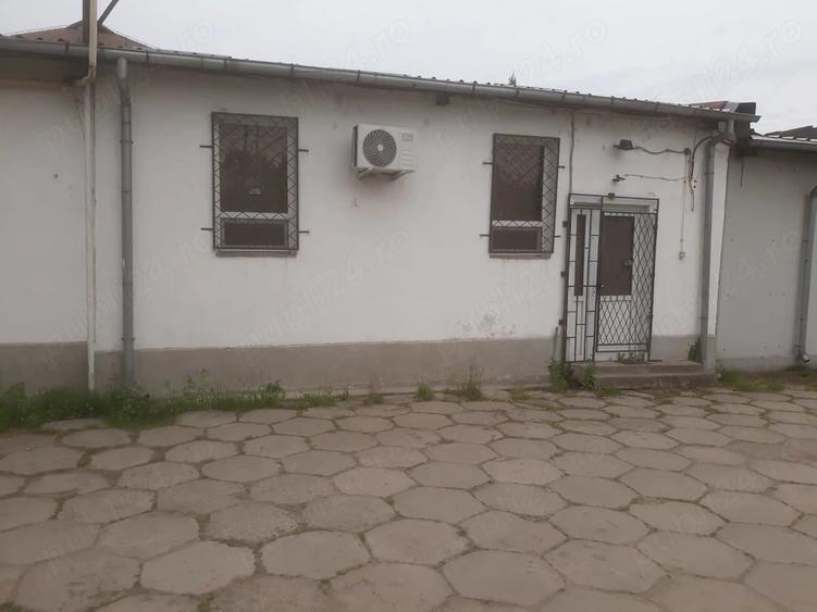 Spațiu comercial, de 60 mp, în Central