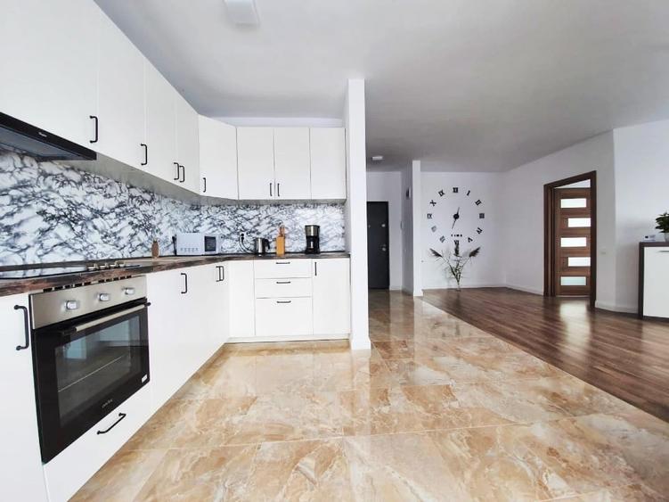Apartament cu 2 camere decomandat, mobilat în Florești