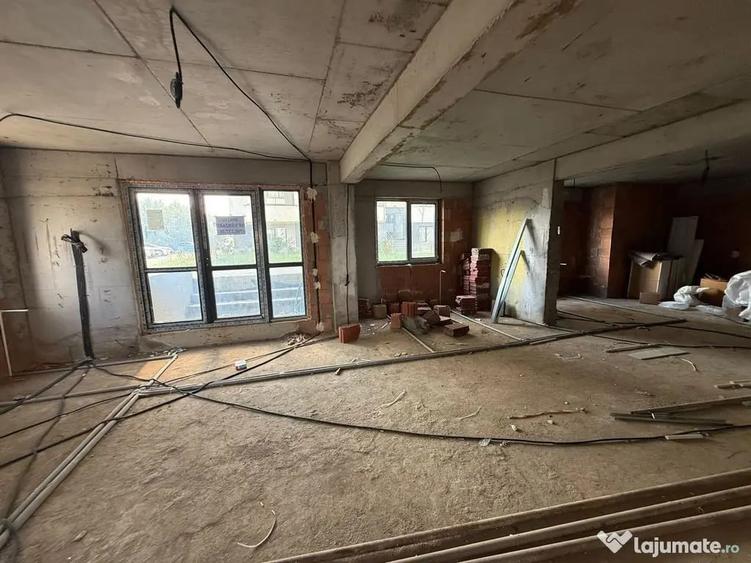 Spa?iu comercial | 151 mp utili | Demisol inalt | Milit... - 8