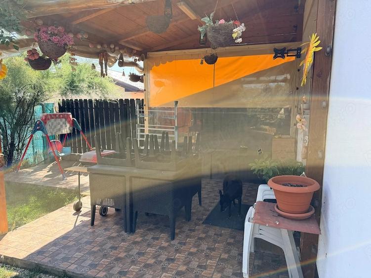 Casă cu 2 camere cu Teren 250 Mp în Vidra