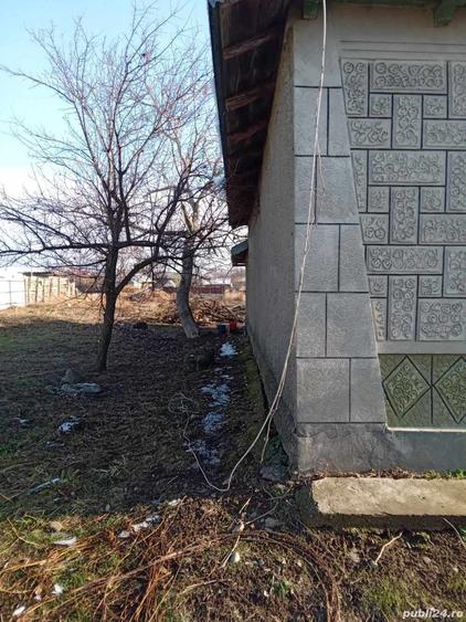 Casă cu 3 camere cu Teren 1200 Mp în Ziduri
