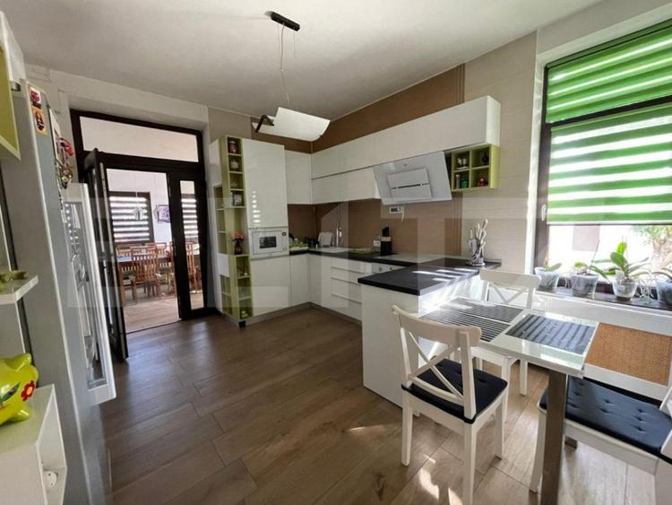 Casa superba, finisaje premium, 261 mp utili, 720 mp tere - 2