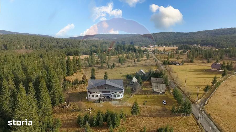 Spațiu comercial, de 1,300 mp, în Mărișel