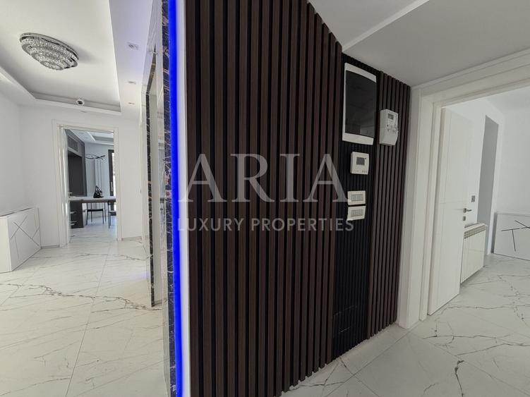 Casă individuală cu 7 camere cu Piscina în Pipera