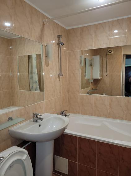 Apartament cu 2 camere semidecomandat în Brâncoveanu