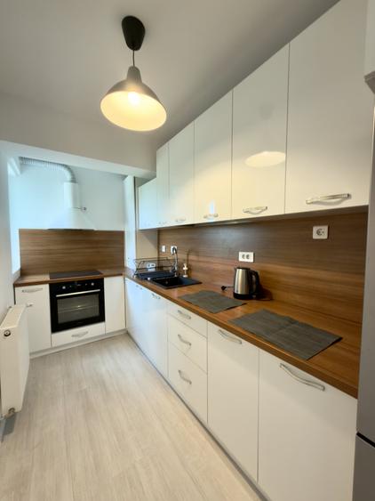 Apartament cu 2 camere semidecomandat, mobilat în Floreasca