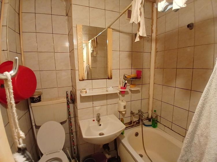 Apartament cu 2 camere nedecomandat în Central