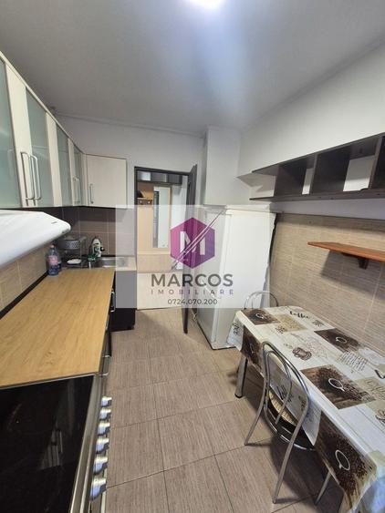 Apartament cu 2 camere decomandat, mobilat în Centrul Civic