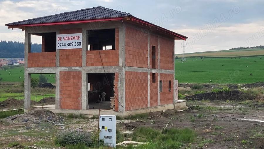 Teren de 655 mp, în Chinteni