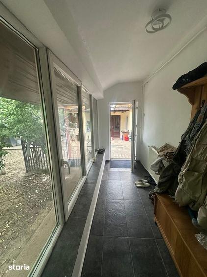 Casă cu 3 camere cu Teren 1500 Mp în Central