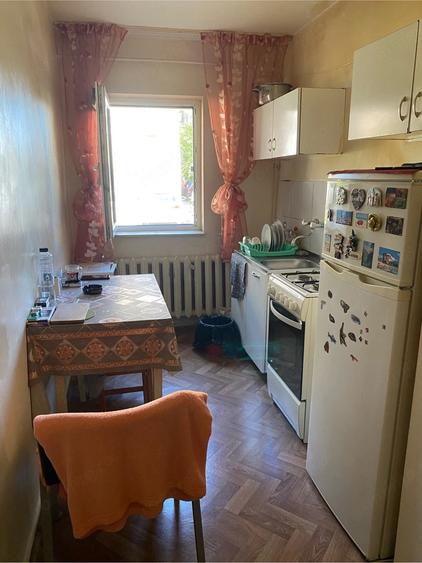 Garsonieră decomandată în Central