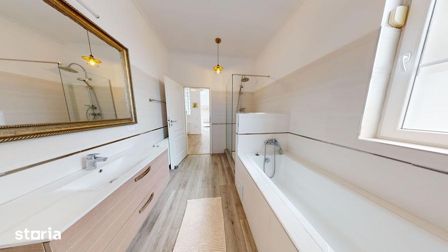 Apartament cu 3 camere semidecomandat în Ștrand