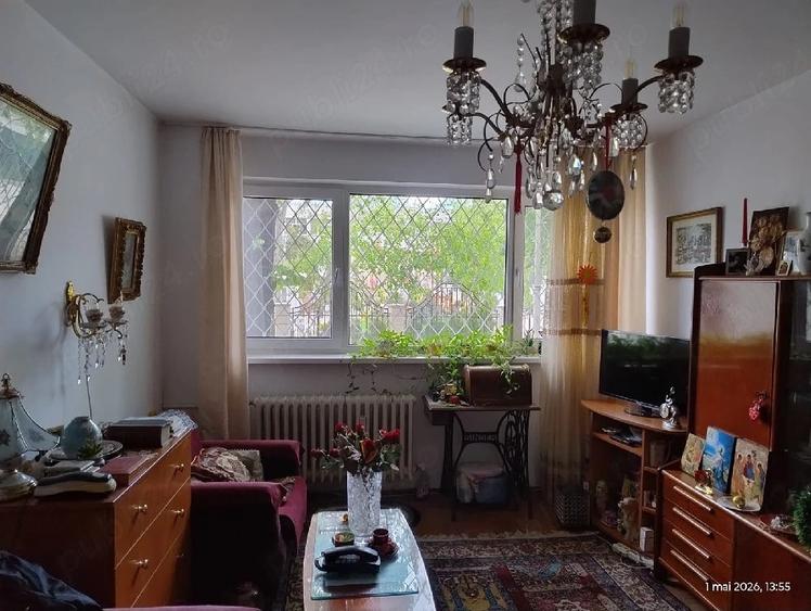 Apartament cu 2 camere nedecomandat în Bucur Obor