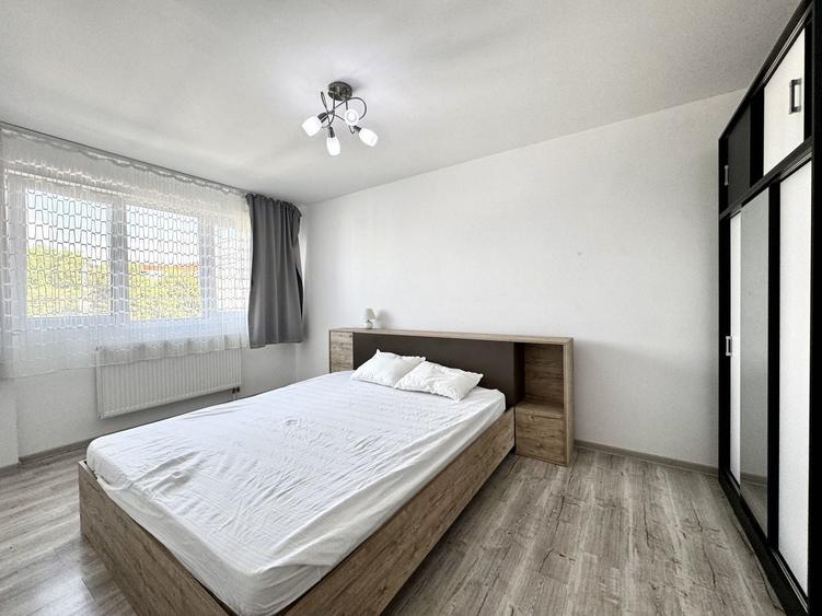 Apartament 4 camere, spațios, in zona Centralǎ- Piața Mǎrǎști - 5