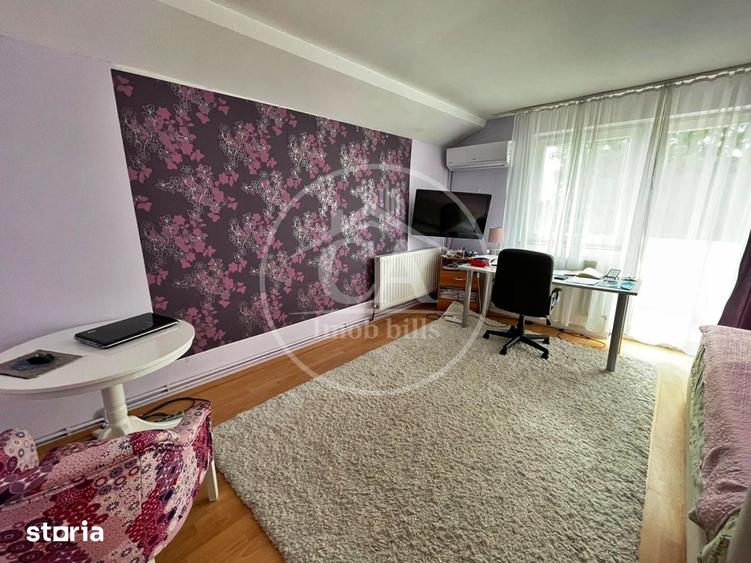 Casă cu 6 camere cu Teren 470 Mp în Episcopia Bihorului
