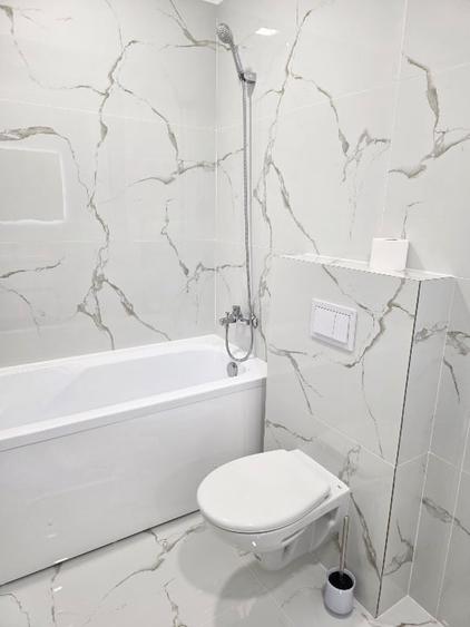 Casă individuală cu 4 camere cu Canalizare în Tunari