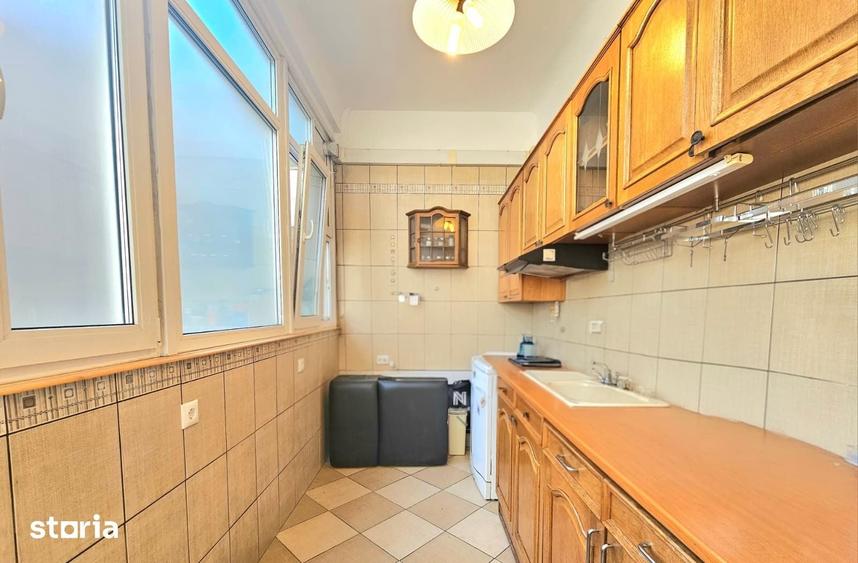 Apartament cu 4 camere în Moșilor