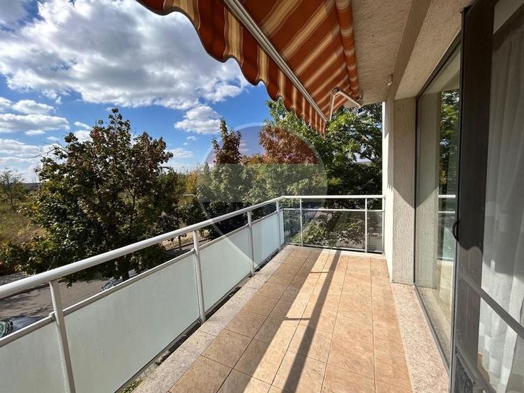 Apartament cu 2 camere decomandat, mobilat în Băneasa