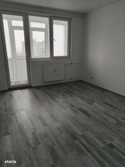 Apartament cu 2 camere decomandat în Drumul Taberei — fotografia 3
