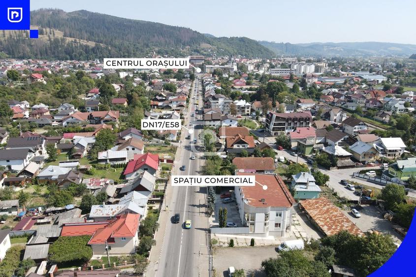 Spațiu comercial, de 1,000 mp, în Central