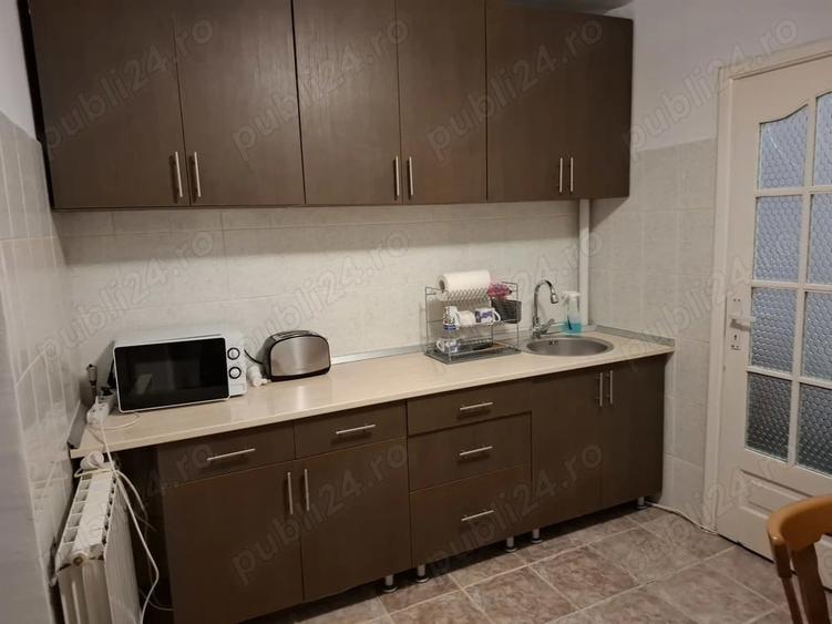 Apartament cu 2 camere decomandat în Lipovei