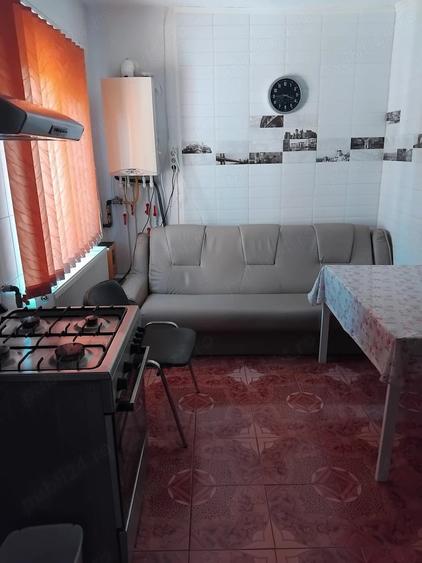 Casă cu 2 camere cu Teren 300 Mp în Lumina
