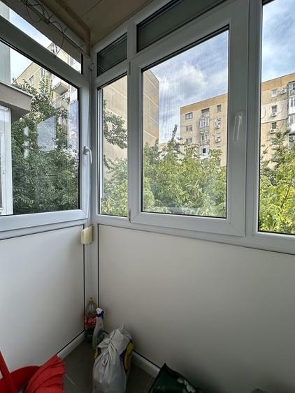 Apartament cu 2 camere decomandat în Drumul Taberei