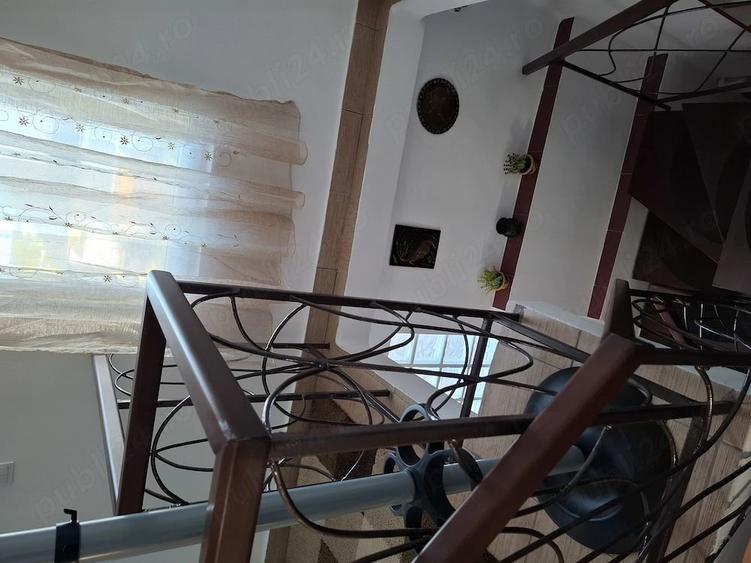 Casă cu 3 camere cu Teren 74 Mp în Sânnicoară