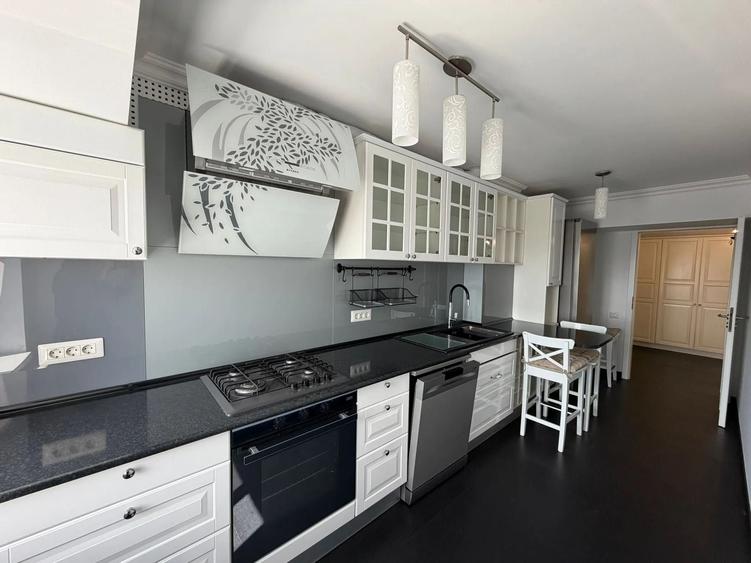 Apartament cu 3 camere decomandat în Alba Iulia