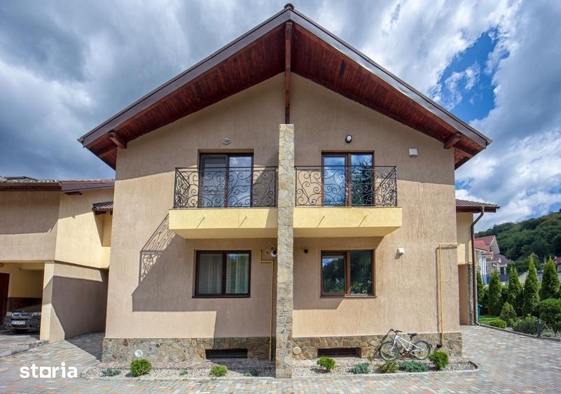 Casă cu 4 camere cu Teren 350 Mp în Noua