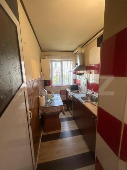 Apartament cu 2 camere semidecomandat, mobilat în Micro 6