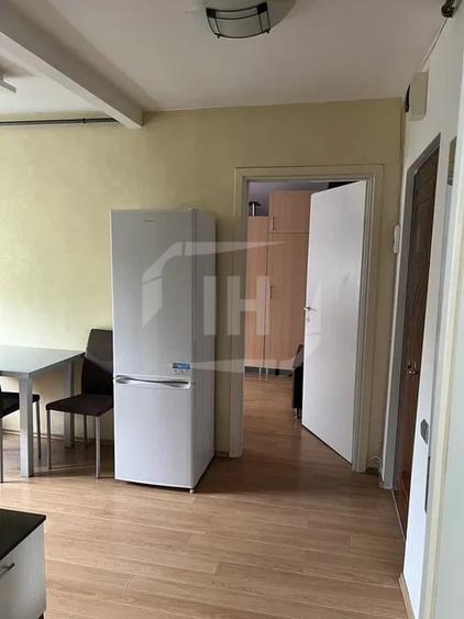 Apartament cu 3 camere semidecomandat, mobilat în Mănăștur