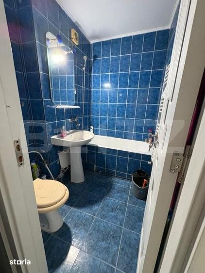 Apartament cu 2 camere semidecomandat în Craiovei