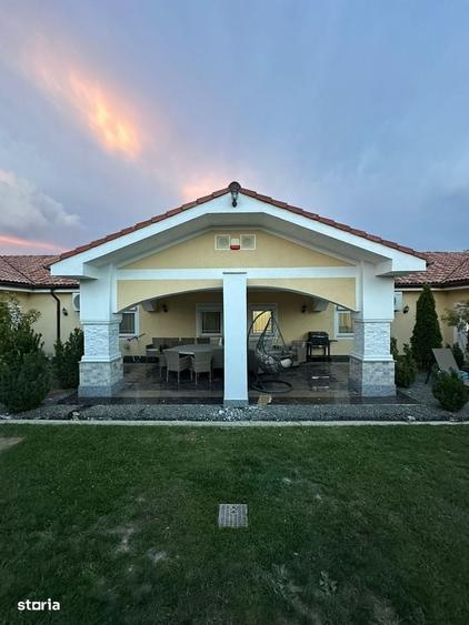 Casă cu 3 camere în Central