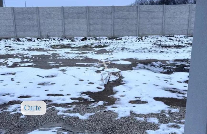 Casă cu Teren 290 Mp în Cheriu