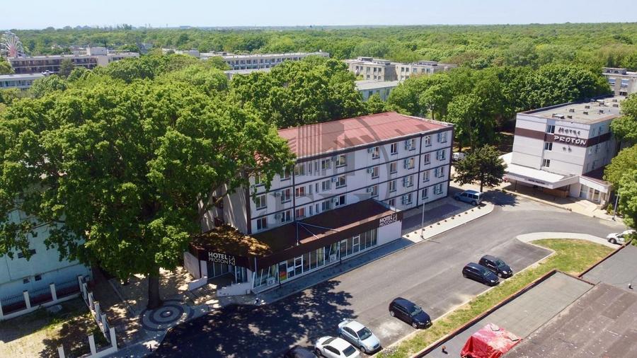 Spațiu comercial, de 1,995 mp, în Central