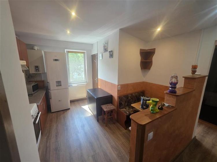 Apartament cu 2 camere decomandat în Unirii
