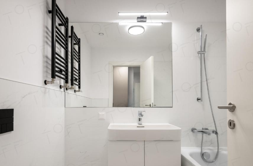 Apartament cu 3 camere decomandat în Aviației