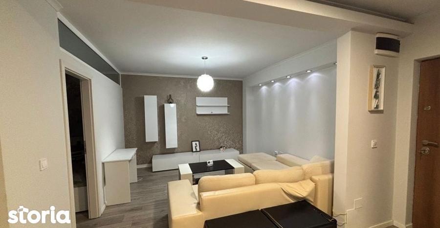 Apartament cu 3 camere în Între Lacuri
