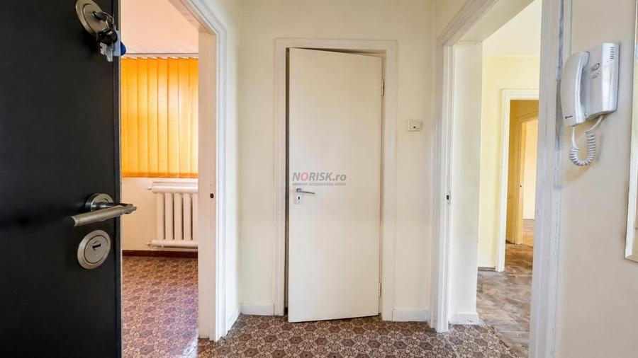 Apartament cu 2 camere semidecomandat în Baicului