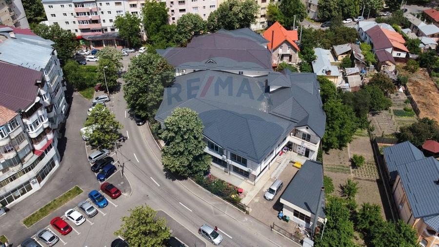 Spațiu comercial, de 2,800 mp, în Brăilei