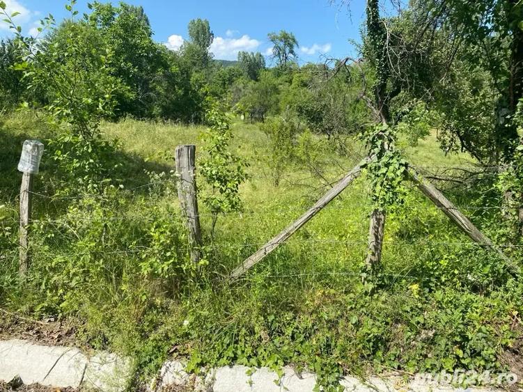Teren de 2000 mp, în Stoenești