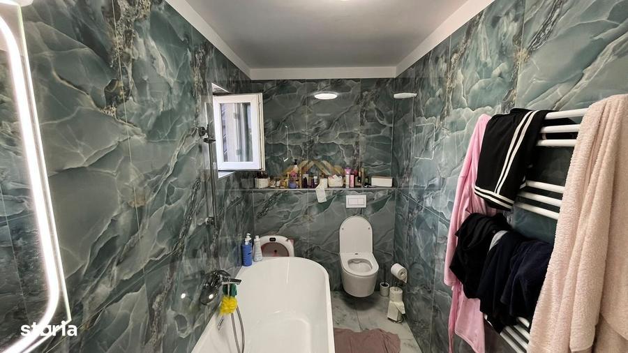 Casă cu 4 camere cu Teren 425 Mp în Vidra