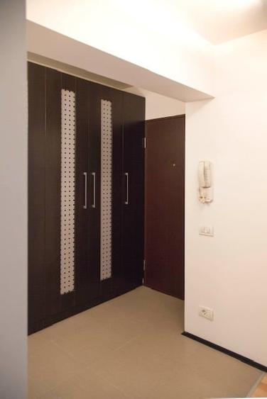 Apartament cu 3 camere decomandat, mobilat în Circumvalațiunii