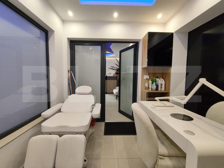 Spațiu comercial, de 72 mp, în Nufărul