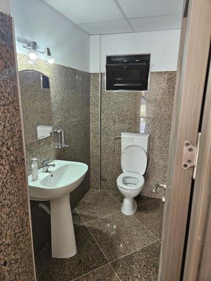 Spațiu comercial, de 84 mp, în Cumpăna