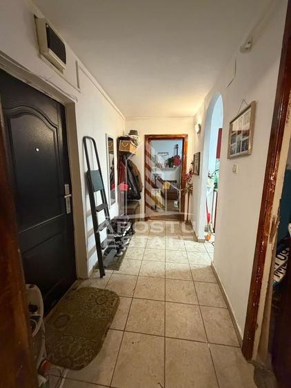 Apartament cu 2 camere decomandat în Soarelui