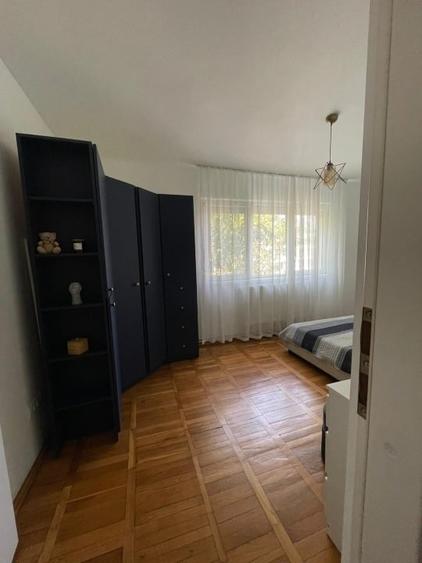 Apartament cu 3 camere decomandat, mobilat în Take Ionescu